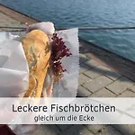 Lotsendeck Fehmarn Mit Terrasse & Garten, Barrierearm * Burg auf Fehmarn
